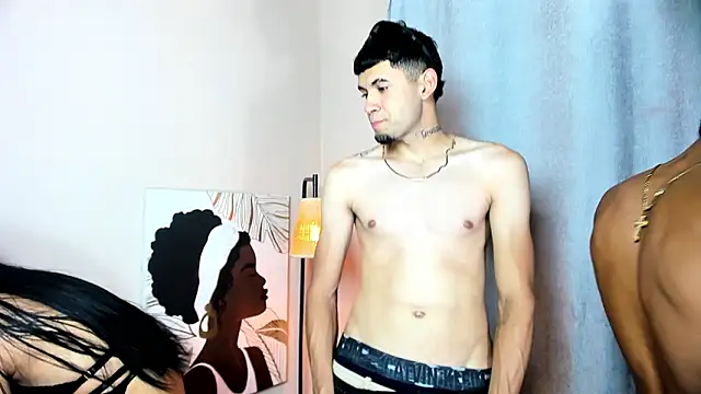 Snapshot of Skinnyfucked chatting on 01.16.26 Skinnyfucked online show from 01.16.26