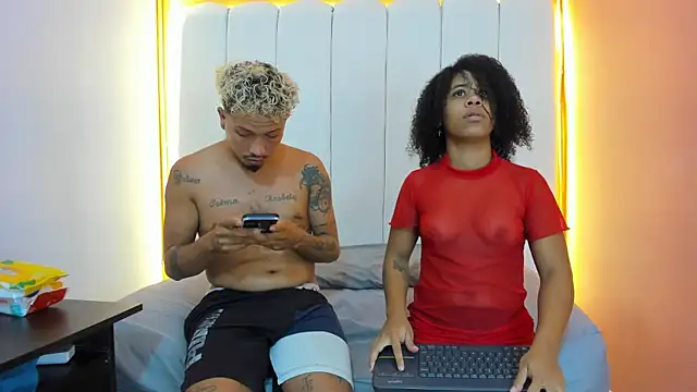 Snapshot of 2Hot4You_OS chatting on 01.16.26 2Hot4You OS online show from 01.16.26