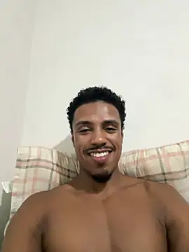 Snapshot of LorenzoBlack27 chatting on 04.29.26 LorenzoBlack27 online show from 04.29.26