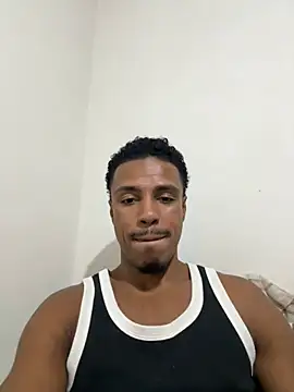 Snapshot of LorenzoBlack27 chatting on 05.06.26 LorenzoBlack27 online show from 05.06.26