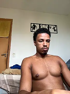 Snapshot of LorenzoBlack27 chatting on 05.16.26 LorenzoBlack27 online show from 05.16.26