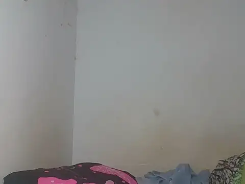 Snapshot of Zyeiii chatting on 07.13.26 Zyeiii online show from 07.13.26
