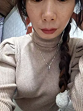 Snapshot of Adela-222 chatting on 01.09.26 Adela-222 online show from 01.09.26