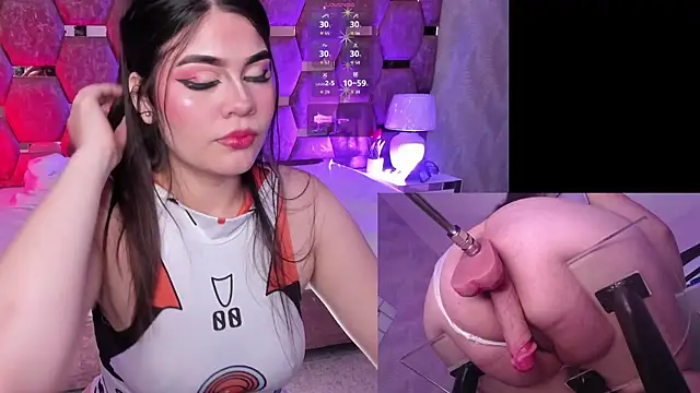 Snapshot of IsabellaBlow chatting on 05.15.26 IsabellaBlow online show from 05.15.26