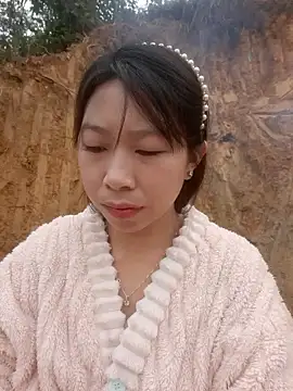 Snapshot of Mayly_lucky2 chatting on 01.14.26 Mayly lucky2 online show from 01.14.26