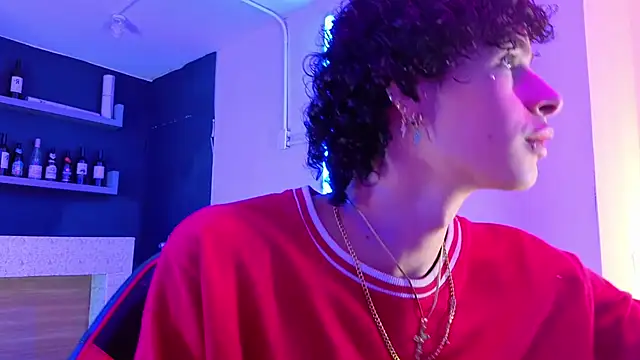 Snapshot of nova_salvatore chatting on 01.17.26 nova salvatore online show from 01.17.26