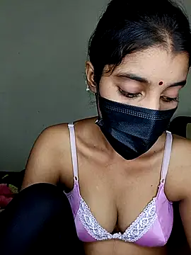 Snapshot of Erotic-Girl chatting on 07.25.26 Erotic-Girl online show from 07.25.26