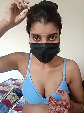 Snapshot of Erotic-Girl chatting on 08.01.26 Erotic-Girl online show from 08.01.26