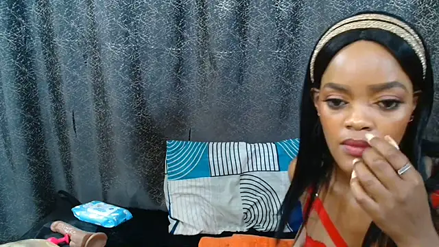 Amanda April online show from 03.14.26