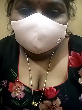 Snapshot of misammahyd chatting on 01.18.26 misammahyd online show from 01.18.26