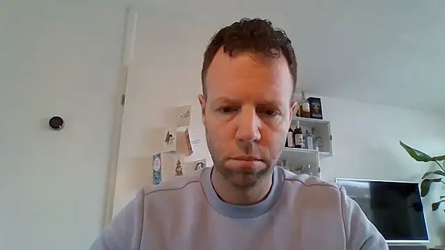 Snapshot of Vector1982 chatting on 01.08.26 Vector1982 online show from 01.08.26