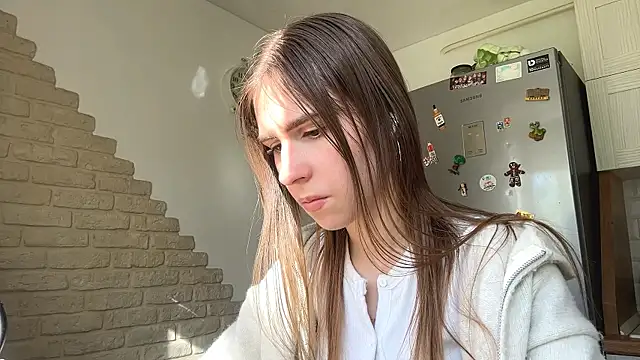 ElsieKuhlmann online show from 04.23.26