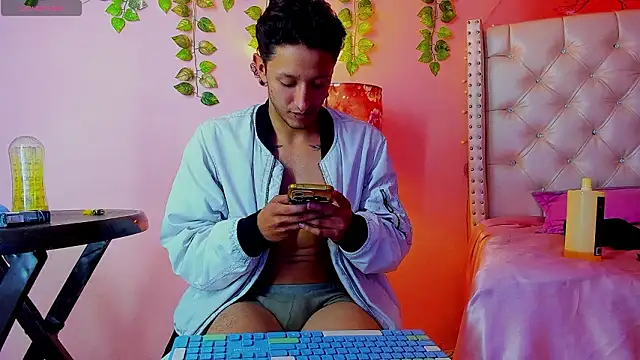 Snapshot of bruno_do_santos chatting on 02.03.26 bruno do santos online show from 02.03.26