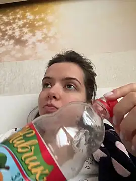 Snapshot of LadyinBed99 chatting on 02.03.26 LadyinBed99 online show from 02.03.26