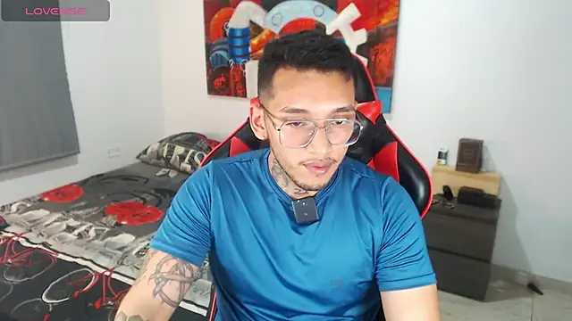 EvanVelvet online show from 03.18.26