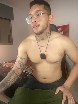 EvanVelvet online show from 03.18.26