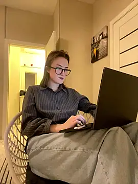 Persephone Kore online show from 01.08.26