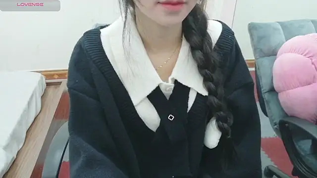 Snapshot of Bee_bee1 chatting on 02.03.26 Bee bee1 online show from 02.03.26