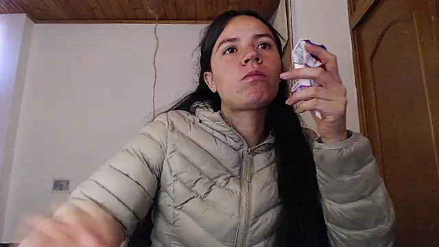 Shanel Lozano online show from 04.30.26