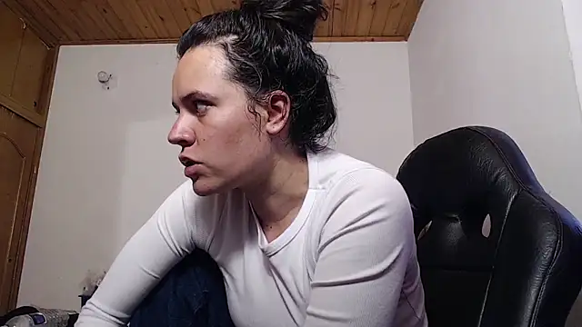 Shanel Lozano online show from 05.25.26