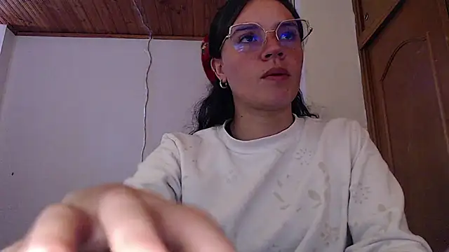 Shanel Lozano online show from 08.05.26