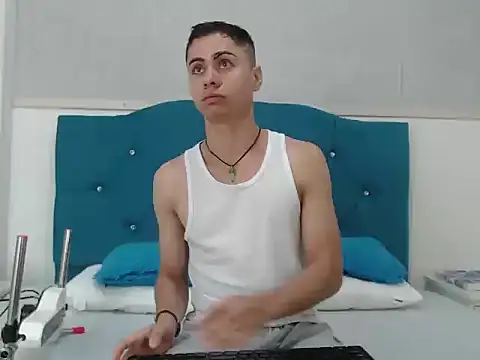 LeoMonnroe online show from 03.02.26