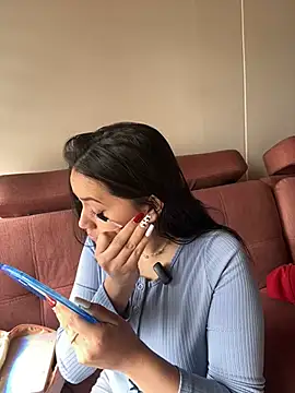 Veronica Wins  online show from 02.18.26