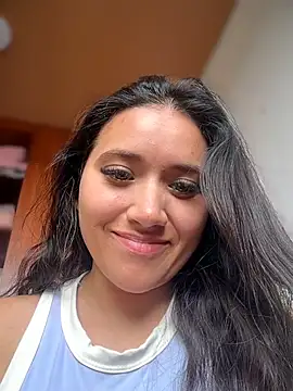 Snapshot of Veronica_Wins_ chatting on 07.18.26 Veronica Wins online show from 07.18.26