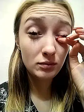 Olivia Kis online show from 01.12.26