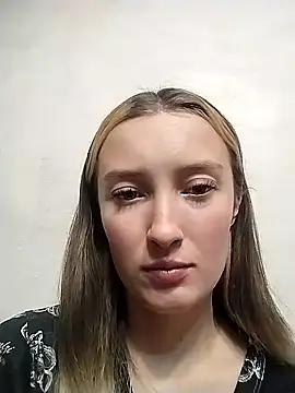 Olivia Kis online show from 01.18.26