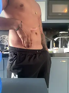 Gustavo17model online show from 01.19.26