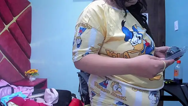 Snapshot of MiaRouss69 chatting on 03.01.26 MiaRouss69 online show from 03.01.26