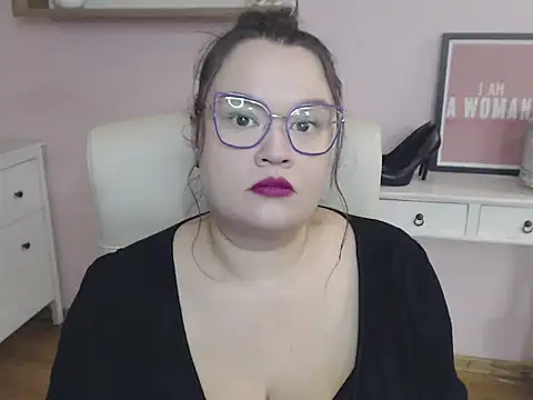 HollyDanceSoul online show from 01.14.26