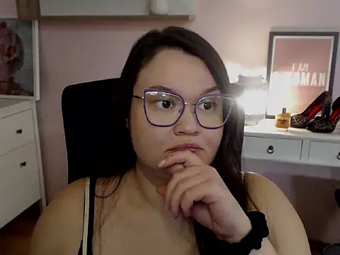 HollyDanceSoul online show from 02.20.26