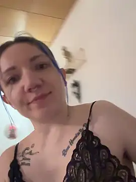 Snapshot of Marina_und_Jayden chatting on 03.04.26 Marina und Jayden online show from 03.04.26