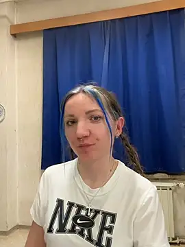 Snapshot of Marina_und_Jayden chatting on 03.05.26 Marina und Jayden online show from 03.05.26