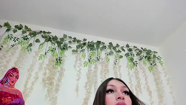lizz lunna online show from 04.22.26