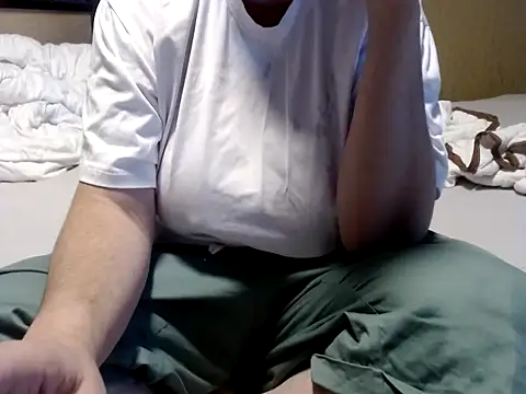 Snapshot of Santanna77 chatting on 06.14.26 Santanna77 online show from 06.14.26