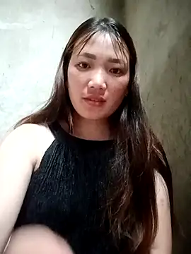 Snapshot of Nunaa2x chatting on 06.25.26 Nunaa2x online show from 06.25.26