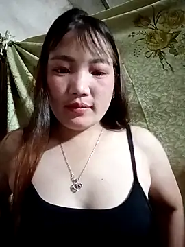 Snapshot of Nunaa2x chatting on 07.23.26 Nunaa2x online show from 07.23.26