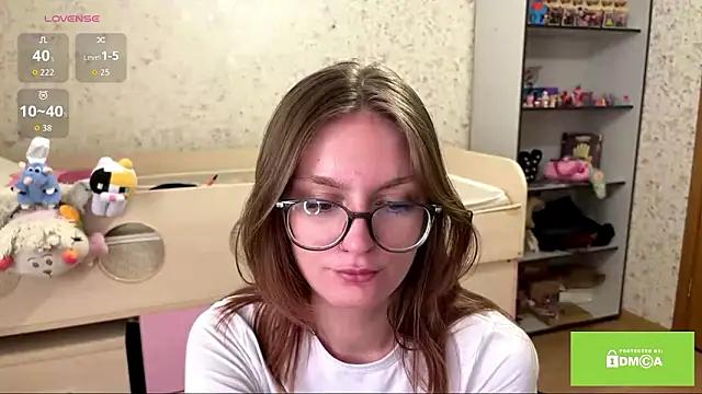 Snapshot of VirgieVoter chatting on 03.12.26 VirgieVoter online show from 03.12.26