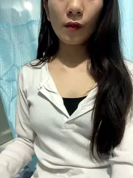 Snapshot of berry_alma06 chatting on 01.12.26 berry alma06 online show from 01.12.26