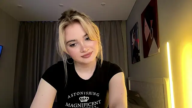 KariJarecke online show from 03.10.26