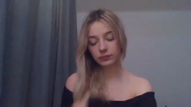 EvelineMagnetic online show from 01.12.26