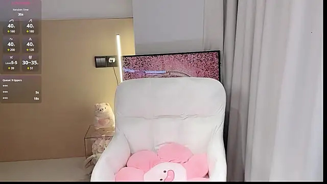 Snapshot of tutu-l chatting on 02.08.26 tutu-l online show from 02.08.26