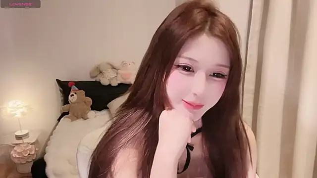 Snapshot of tutu-l chatting on 03.17.26 tutu-l online show from 03.17.26