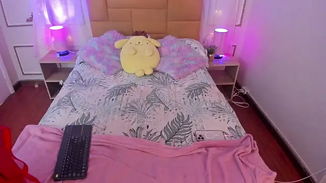 Jenifer James online show from 02.24.26