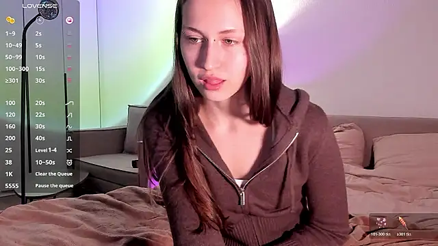 Snapshot of julie_qwerty chatting on 03.16.26 julie qwerty online show from 03.16.26