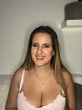 Snapshot of Liana-1 chatting on 01.18.26 Liana-1 online show from 01.18.26