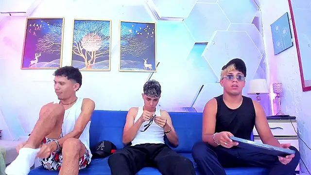 Snapshot of Roman_cute chatting on 01.17.26 Roman cute online show from 01.17.26